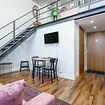 Dream Stay - Modern City Centre Lofts With Self Check-In